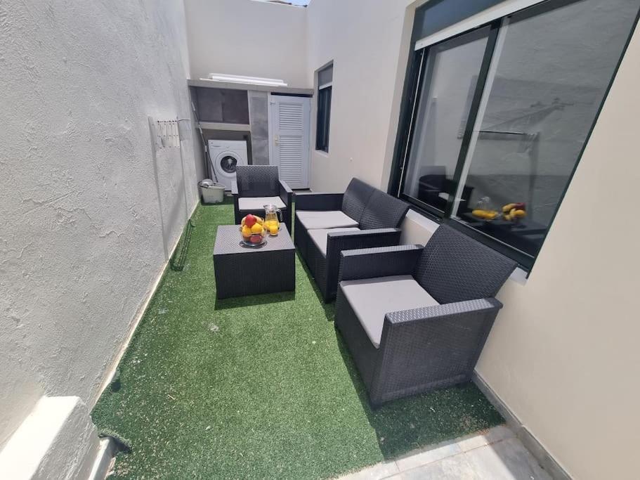 Pequeno Bungalow Firt Line Of The Sea Costa Teguise Exterior foto