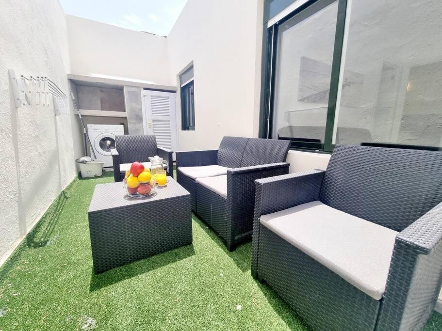 Pequeno Bungalow Firt Line Of The Sea Costa Teguise Exterior foto
